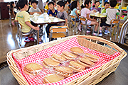 記事「保育園のおやつに食物アレルギー対応「米粉クッキー」」の画像