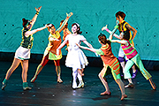 記事「劇団四季ミュージカルに小学６年生全員が感激！」の画像