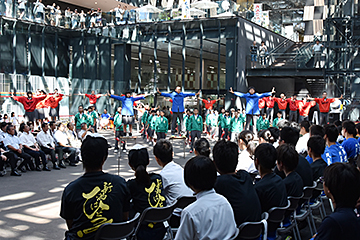 「東北中学校応援団による大迫力の応援演舞」の画像