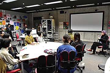 「大林監督が長岡造形大学で授業を行いました」の画像