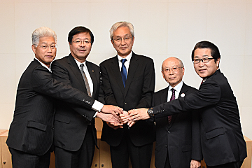 「会津若松市長と議長が長岡市を訪問」の画像