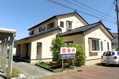 売買価格：2,450万円