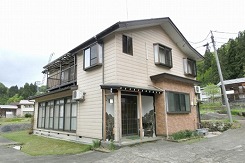 売買価格：300万円