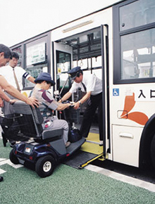 「中央循環バス」の画像