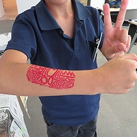 「みにつける火炎土器/火炎土器ボディペイント」の画像