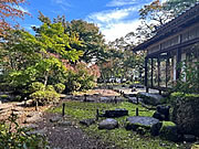 「もみじ園メインのもみじと山荘（11月2日）」の画像