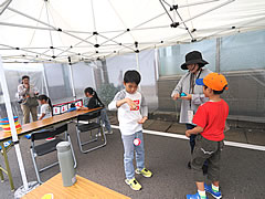 「むかし遊び体験」の画像