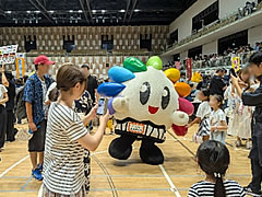 「ゆるキャラ大行進」の画像