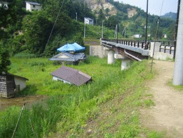 中越大震災跡(木篭)