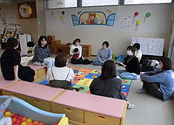 「家庭児童相談員による～おしゃべりハッピータイム～」の画像2