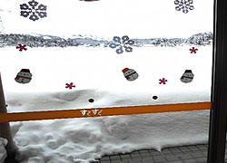 「雪の綿帽子をかぶってしまいました」の画像