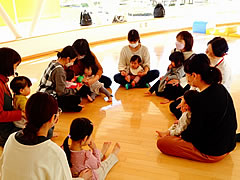 「みて！うたって！サポさんと遊ぼう」の画像