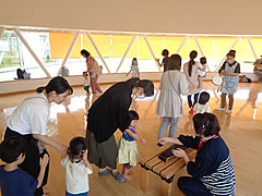 「みて！うたって！サポさんと遊ぼう」の画像