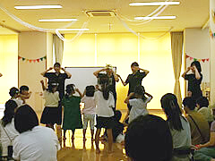 「ちびっこ広場15周年ウィーク　お姉さんと遊ぼう」の画像