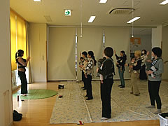 「抱っこでダンス」の画像