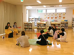 「うたって遊ぼうわらべうた」の画像