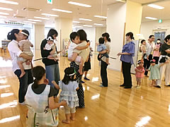 「絵本のとびら」の画像