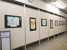 「ともしび運動ポスター巡回展」の画像