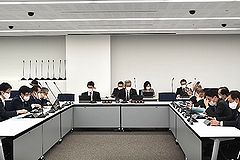 「第2回議会活性化特別委員会の様子」の画像