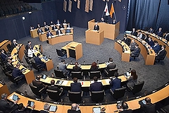 「臨時会の様子」の画像