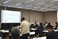 「原子力規制庁に質問・要望する市町村の担当者」の画像