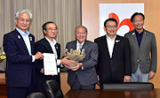 記事「火焔型土器を聖火台に!鈴木五輪担当大臣に要望」の画像