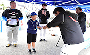 記事「小学生が審査員に挑戦!錦鯉品評会を山古志で開催」の画像
