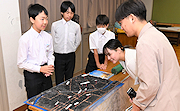 記事「学びから広がる平和の想い　表町小6年生が発表」の画像