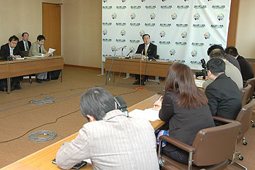 「東日本大震災の復興への決意を語る森市長」の画像