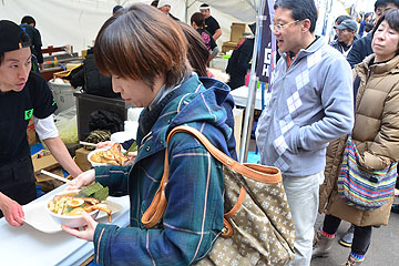 「市内各地の自慢の味がズラリ」の画像