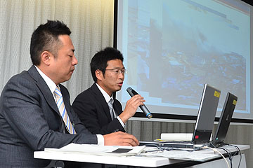 「新採用職員に復旧活動の様子を語る」の画像