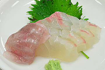 「平目のお刺身」の画像