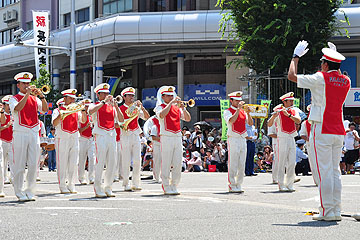 「長岡市消防音楽隊の演奏で開幕」の画像