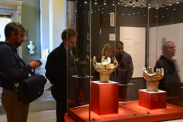 「大英博物館にて長岡の火焔型土器を展示中」の画像