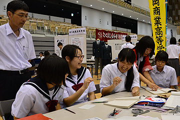 「長岡商業高校の速記体験」の画像