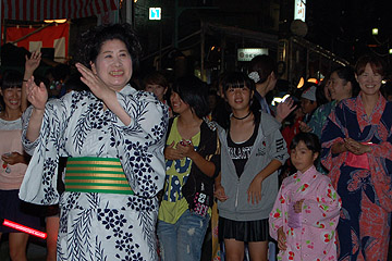 「女優・あき竹城さんがゲスト」の画像