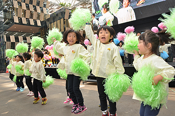 「けさじろ保育園児による元気なダンス」の画像