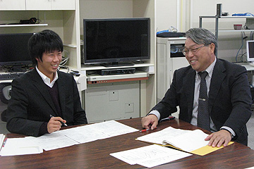 「晴れやかな表情が印象的」の画像
