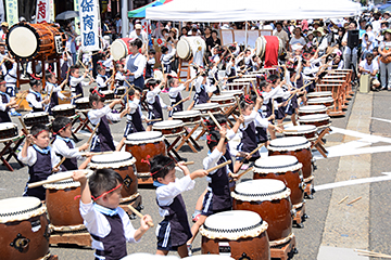 「恵和保育園の太鼓演奏」の画像