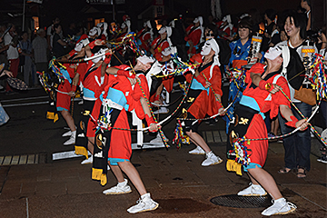 「市の無形文化財・六夜祭の弓踊り」の画像