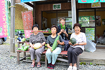 「竹沢地区の桂谷直売所」の画像