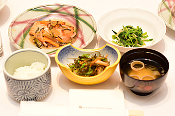 「お待ちかねタニタ食堂監修のランチ」の画像