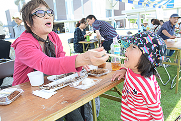 「焼いたさんまは、ふっくら、ジュワっととってもジューシー」の画像