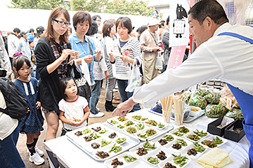 「長岡産食材を使ったおつまみコーナーも」の画像