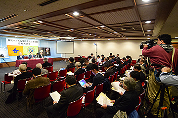 「今回の発表は日本記者クラブで行いました」の画像