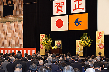 「年頭のあいさつで森市長が抱負を語りました」の画像