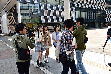 「ナカドマや大手通りで、道行く人にインタビュー」の画像