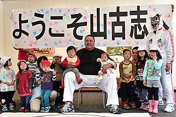 「曙さんが山古志地域を訪れました」の画像