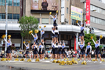 「帝京長岡高校のチアリーディング」の画像