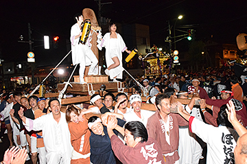 「大民踊流しとみこし渡御」の画像